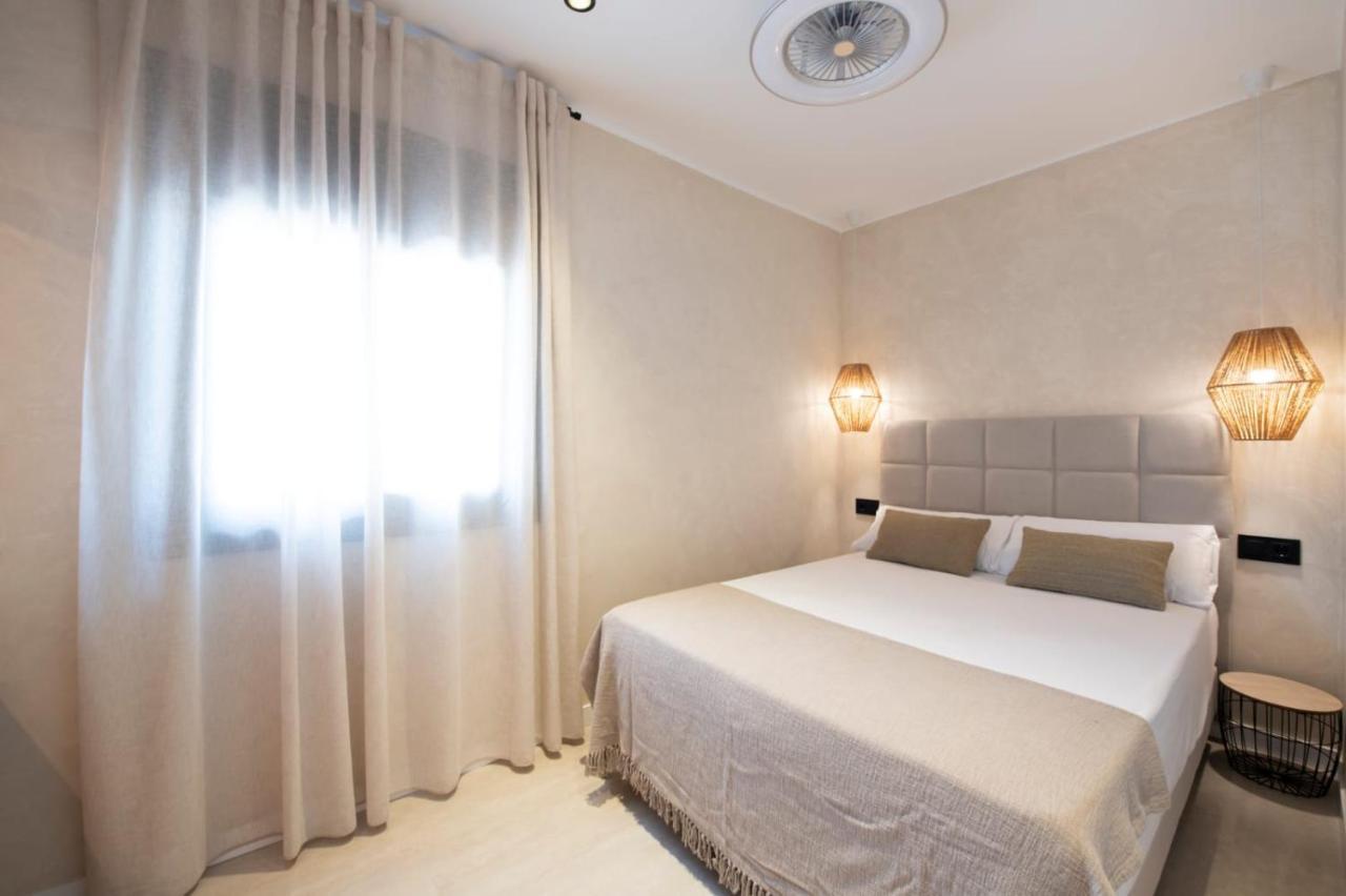 Marplana Appartement Castelldefels Buitenkant foto