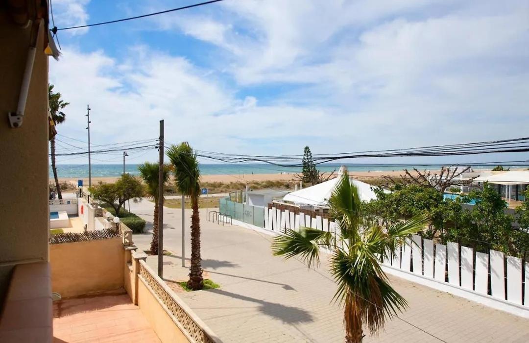 Marplana Appartement Castelldefels Buitenkant foto