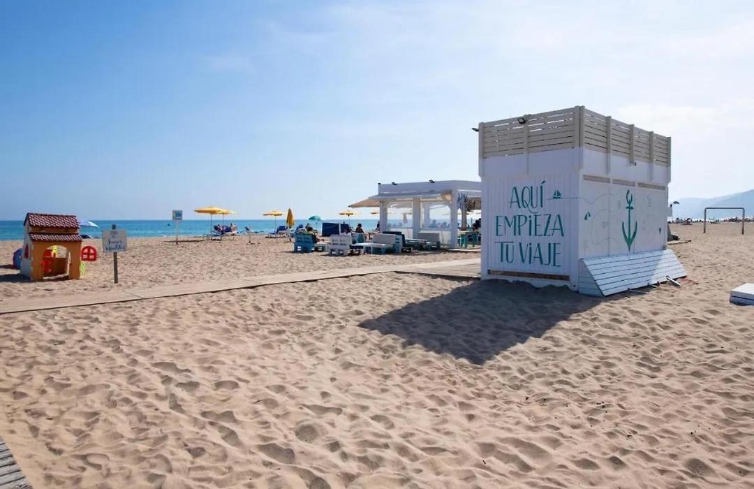 Marplana Appartement Castelldefels Buitenkant foto